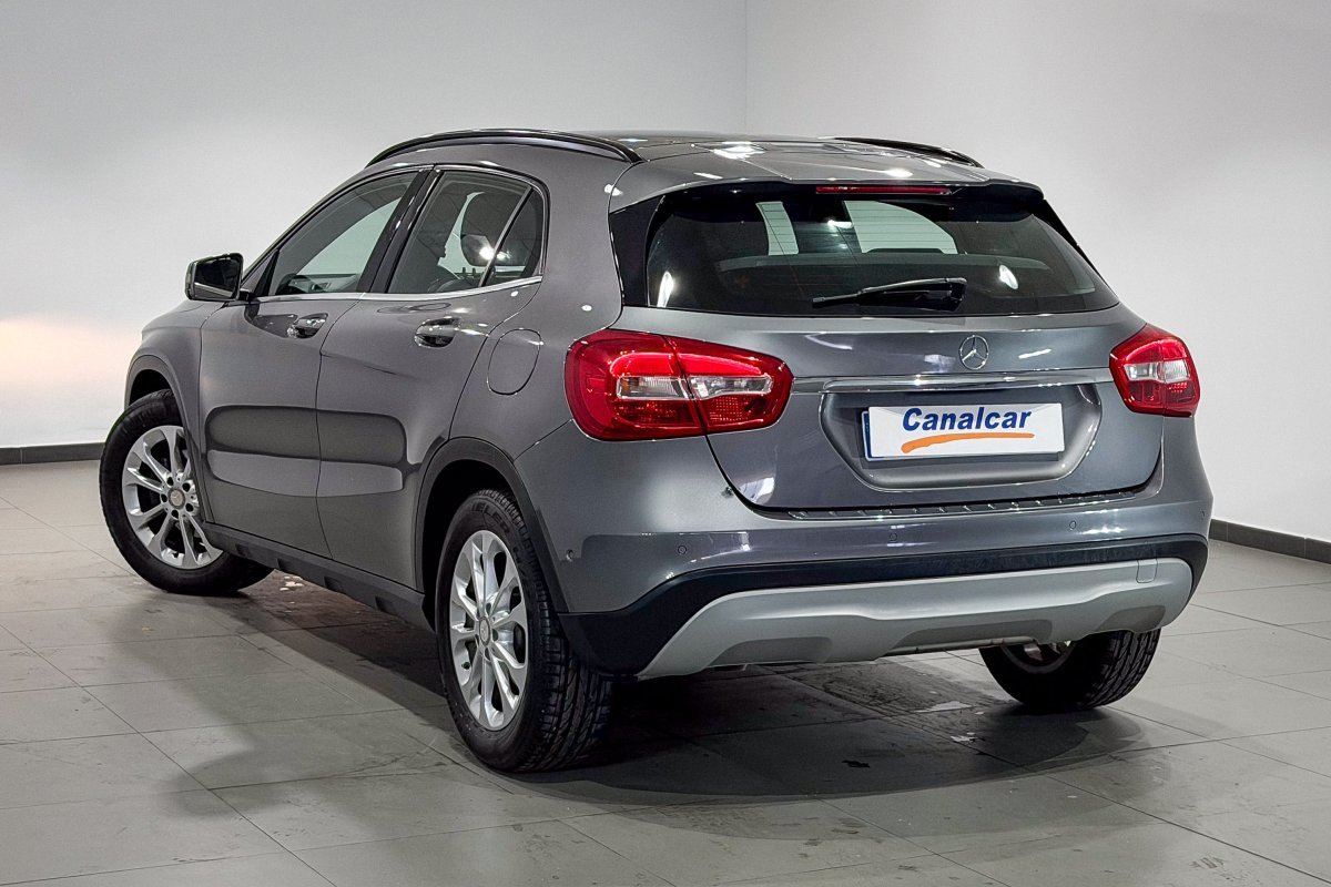 Foto Mercedes-Benz Clase GLA 6