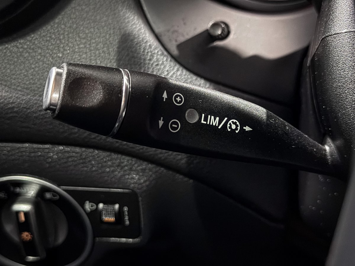 Foto Mercedes-Benz Clase GLA 26