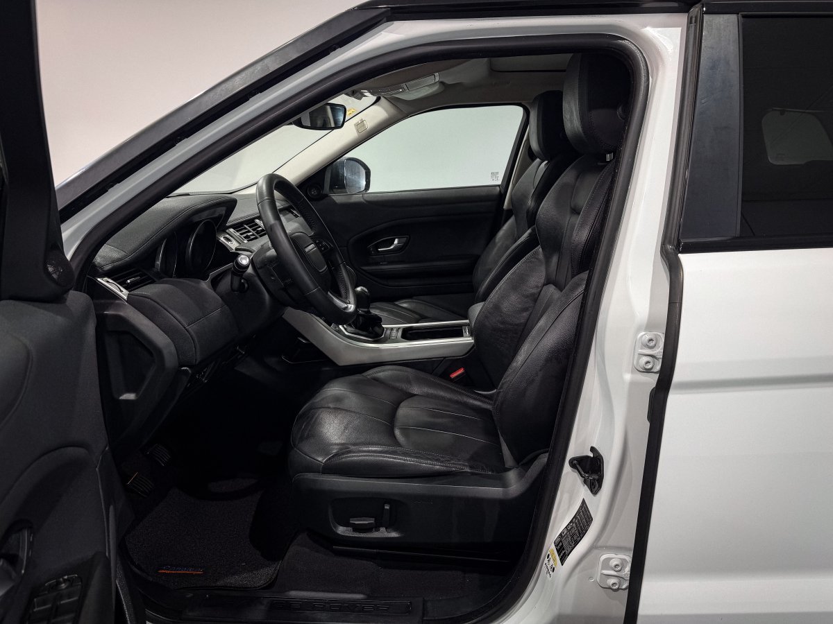 Foto Land-Rover Range Rover Evoque 10