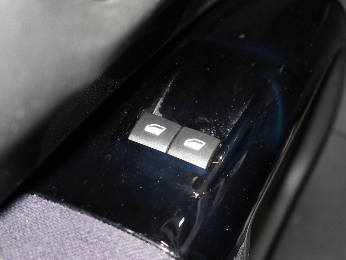 Foto Citroën C4 Cactus 26