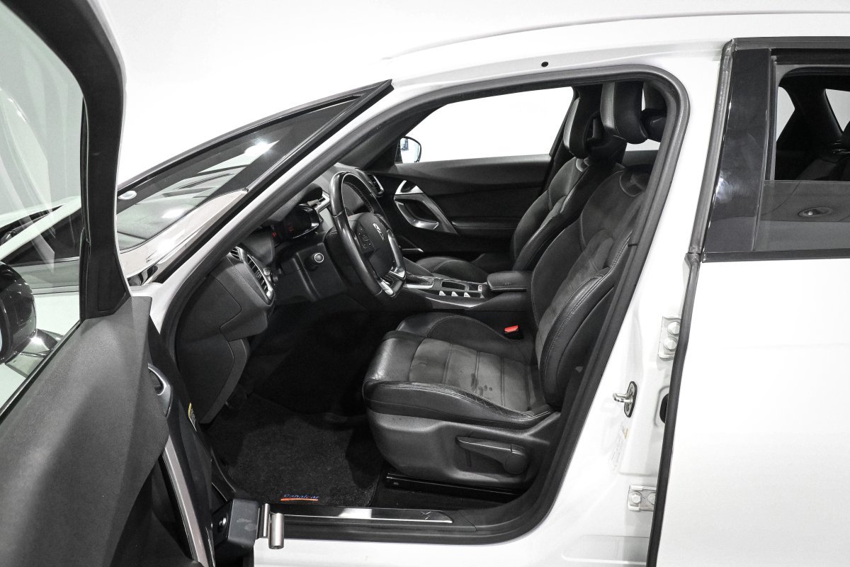 Foto DS Automobiles DS 5 10