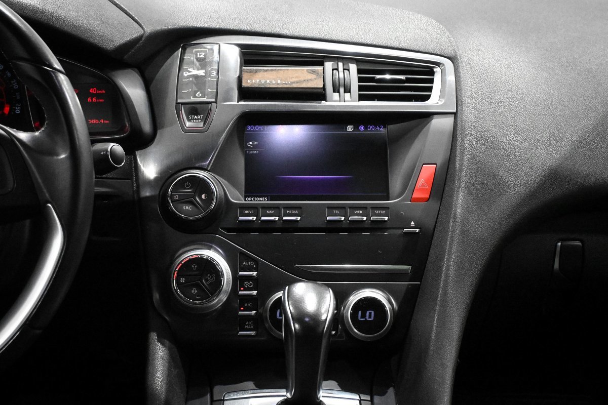 Foto DS Automobiles DS 5 15