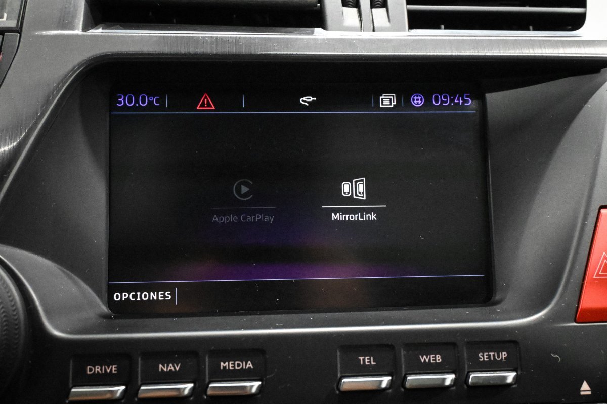 Foto DS Automobiles DS 5 17