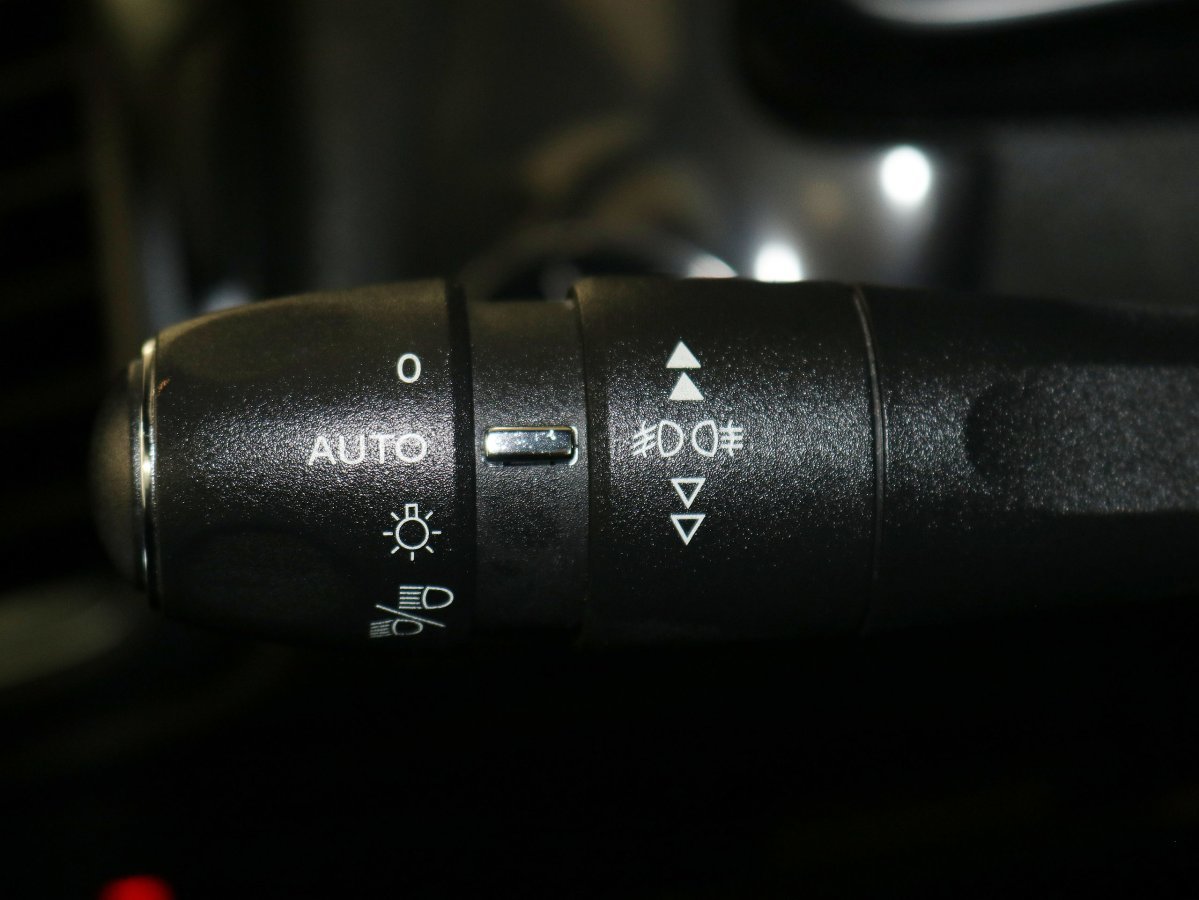 Foto DS Automobiles DS 5 24