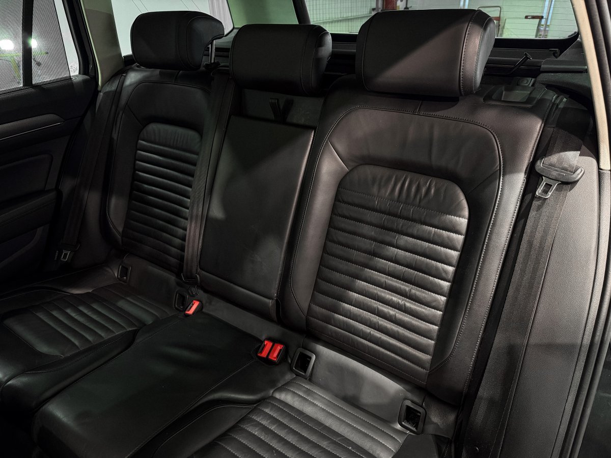 Foto Volkswagen Passat Alltrack 12