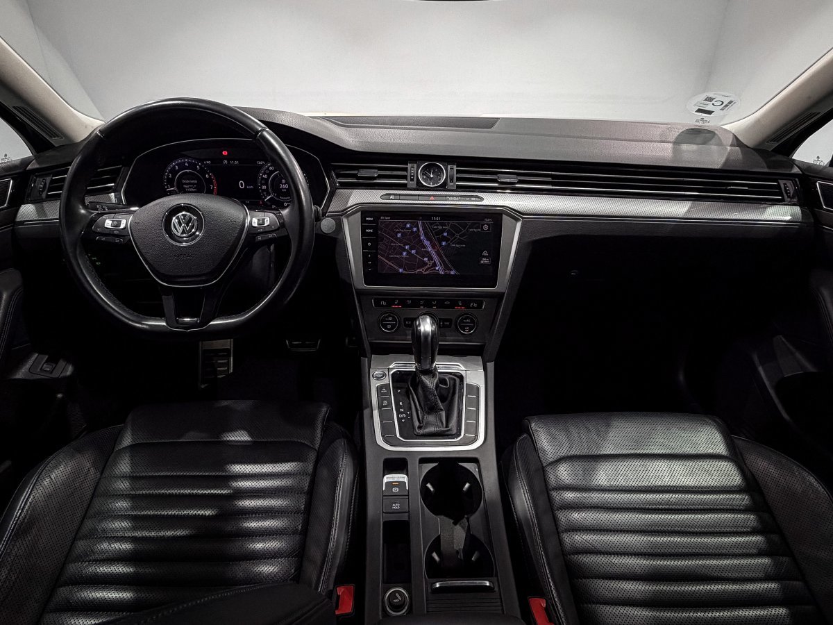 Foto Volkswagen Passat Alltrack 18