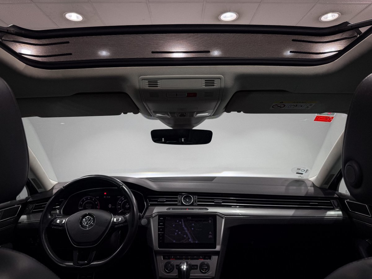 Foto Volkswagen Passat Alltrack 25