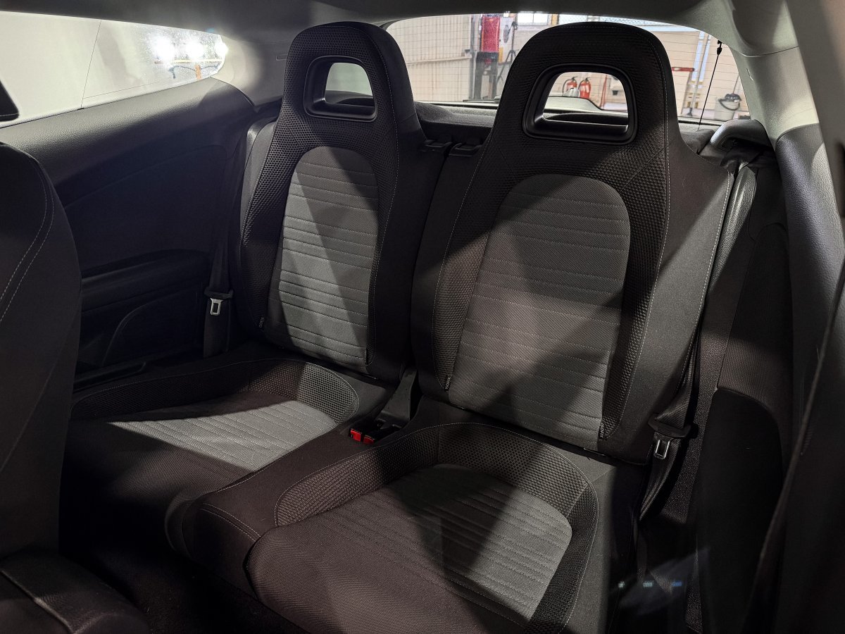 Foto Volkswagen Scirocco 11