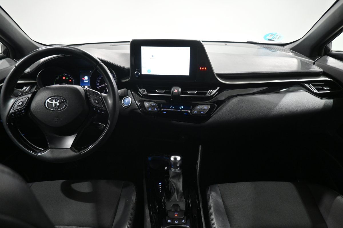 Foto Toyota C-HR 17