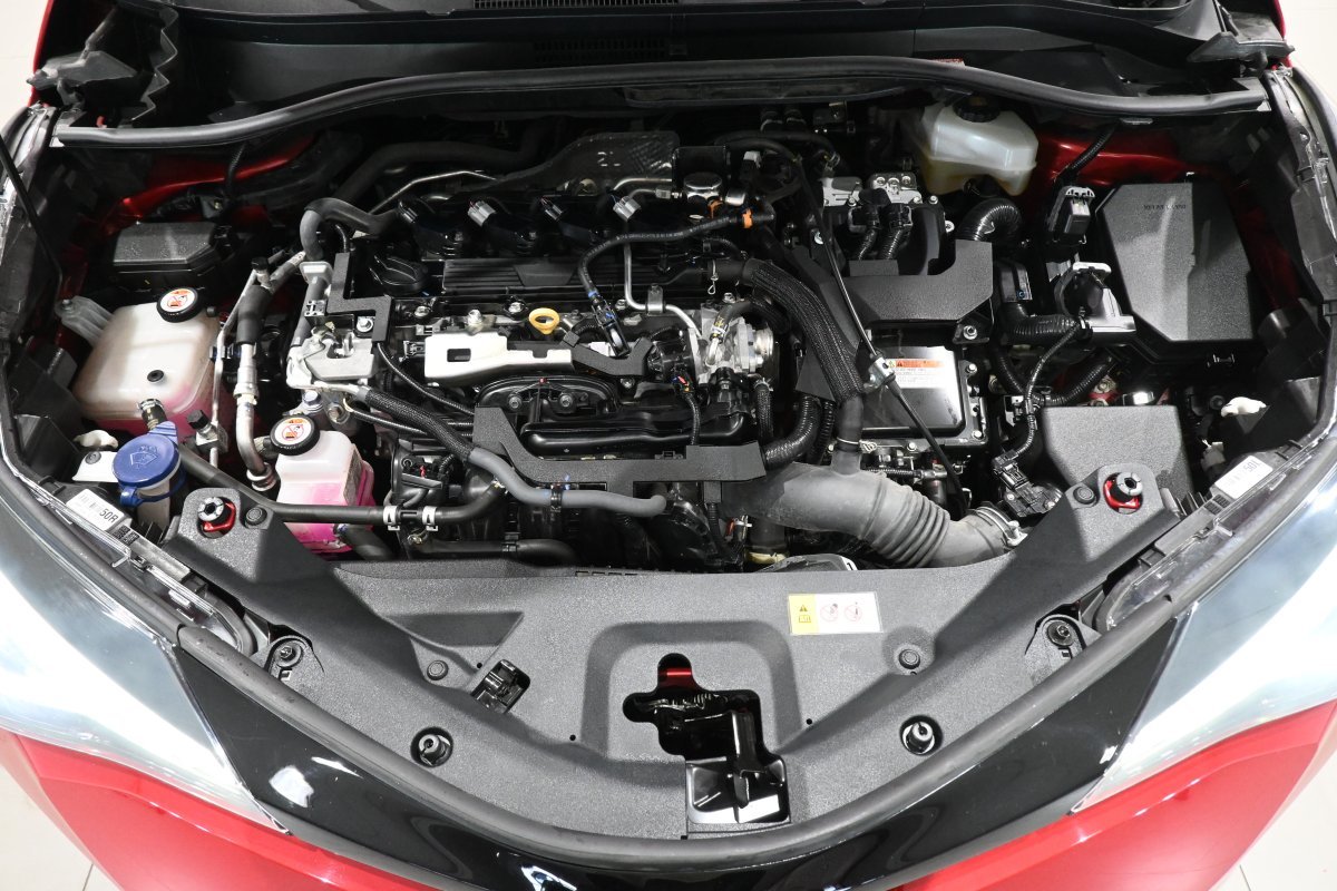 Foto Toyota C-HR 8
