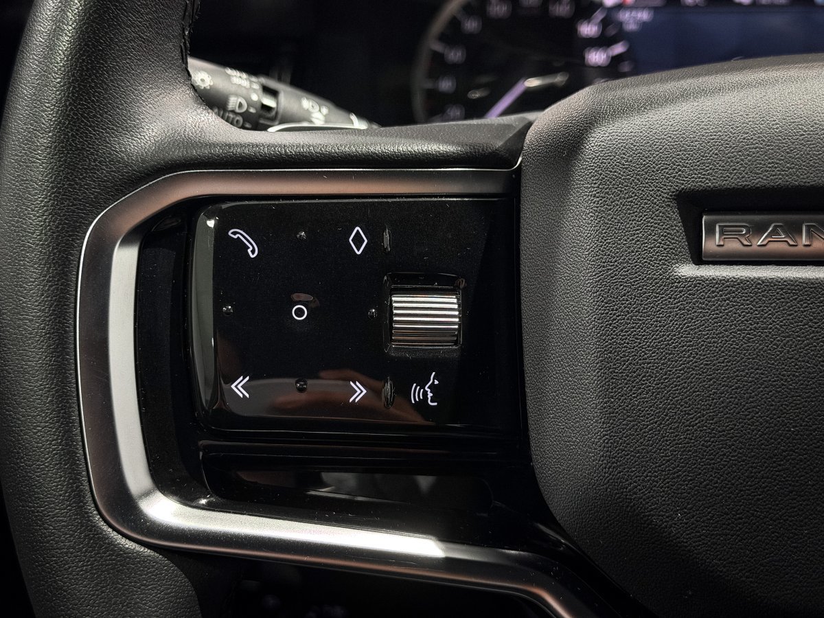 Foto Land-Rover Range Rover Evoque 23