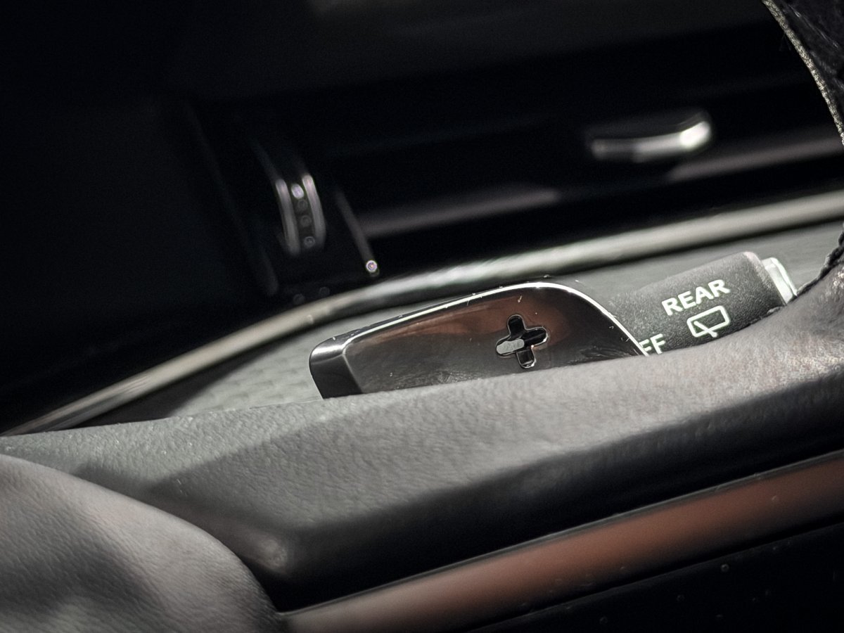 Foto Land-Rover Range Rover Evoque 26