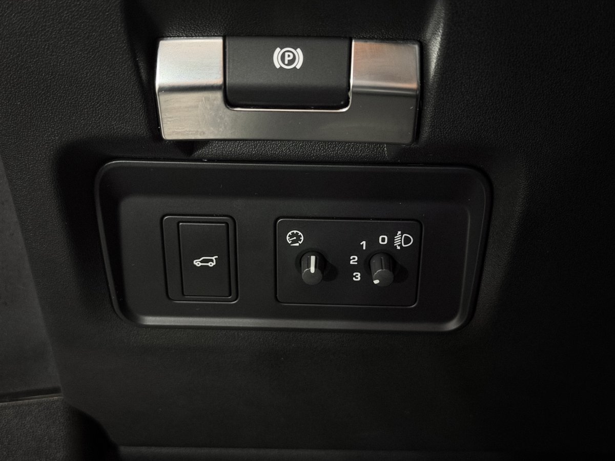 Foto Land-Rover Range Rover Evoque 30