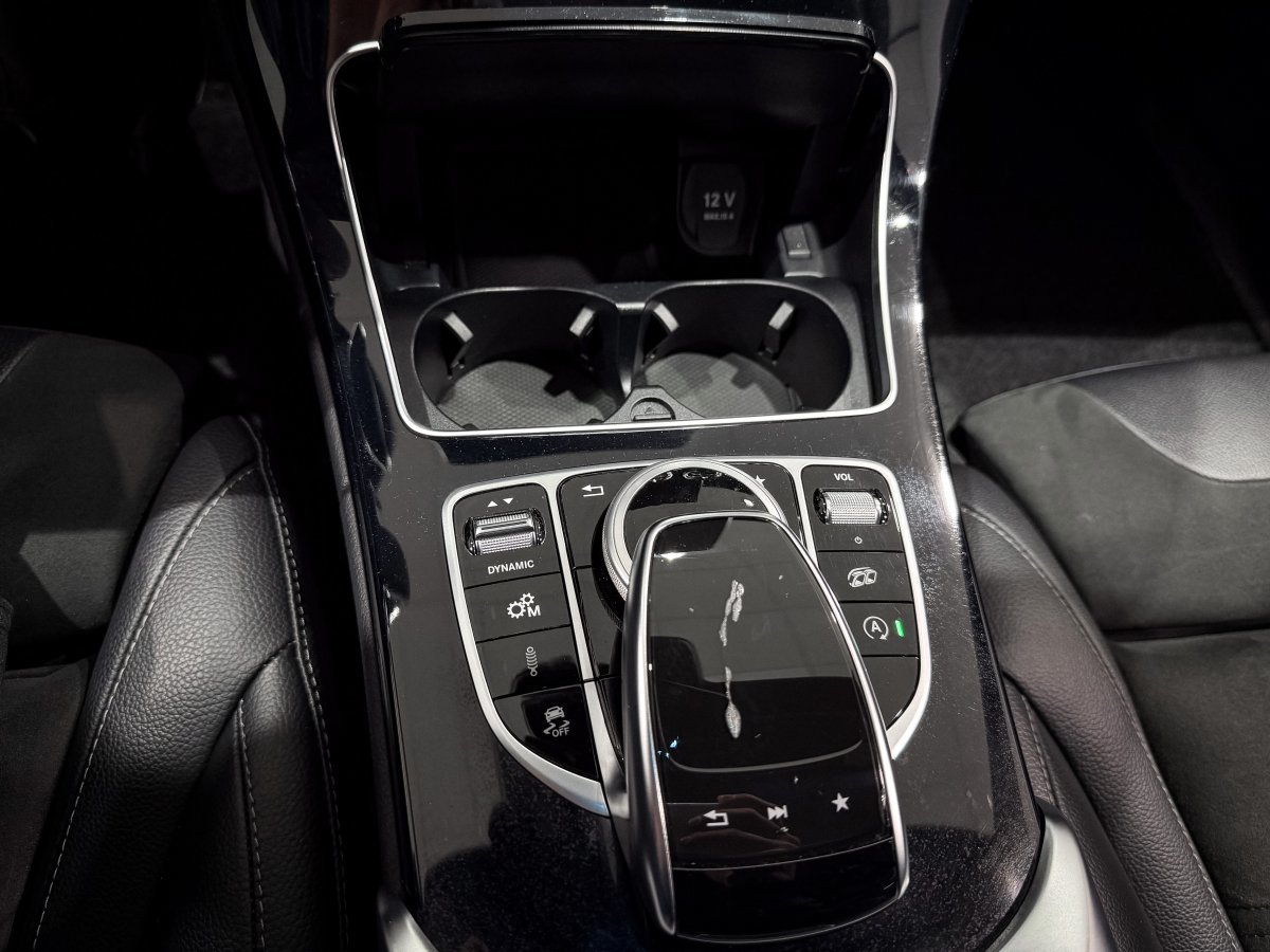 Foto Mercedes-Benz Clase C 20