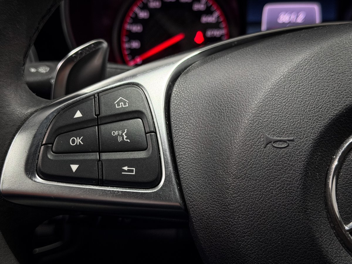 Foto Mercedes-Benz Clase C 21