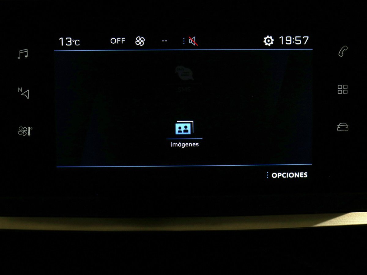 Foto Peugeot 2008 12