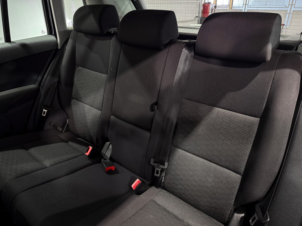 Foto Volkswagen Tiguan 12