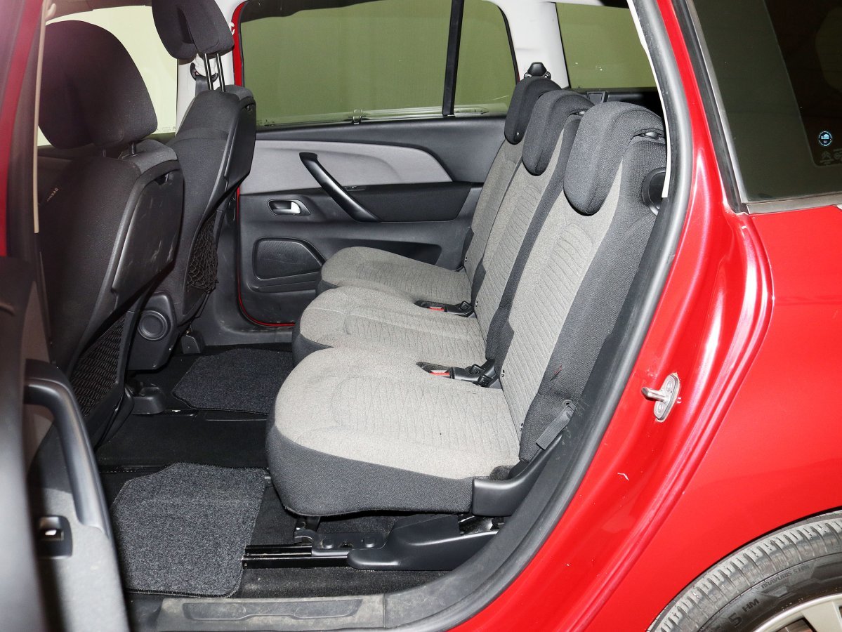 Foto Citroën Grand C4 Picasso 12