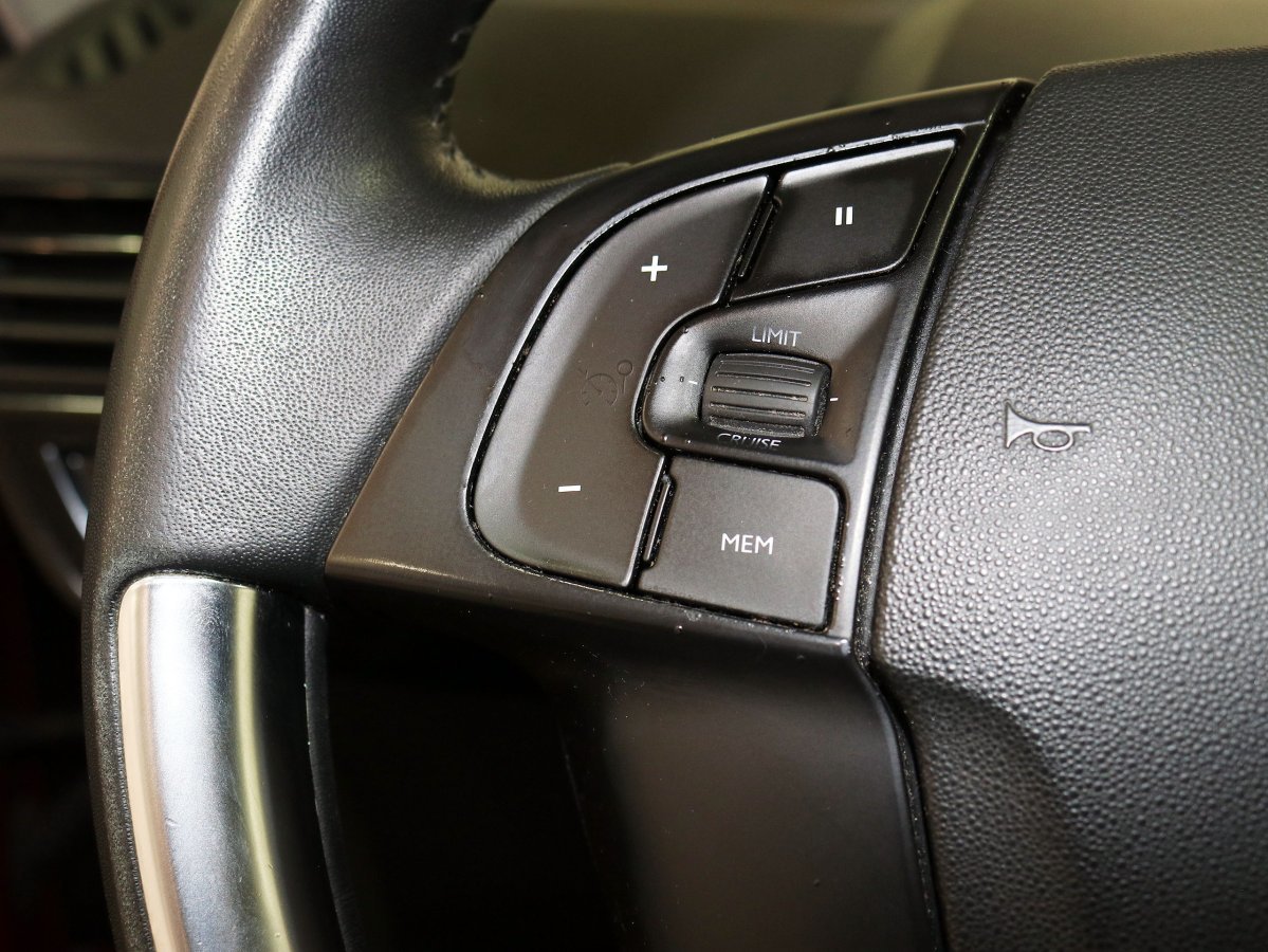 Foto Citroën Grand C4 Picasso 30