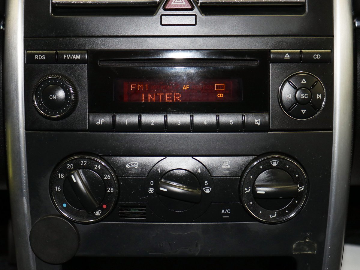 Foto Mercedes-Benz Clase B 14