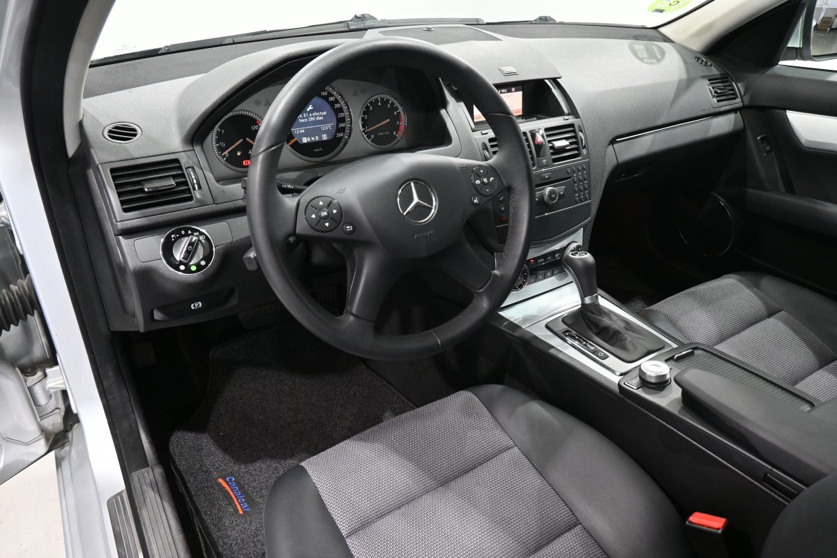 Foto Mercedes-Benz Clase C 9