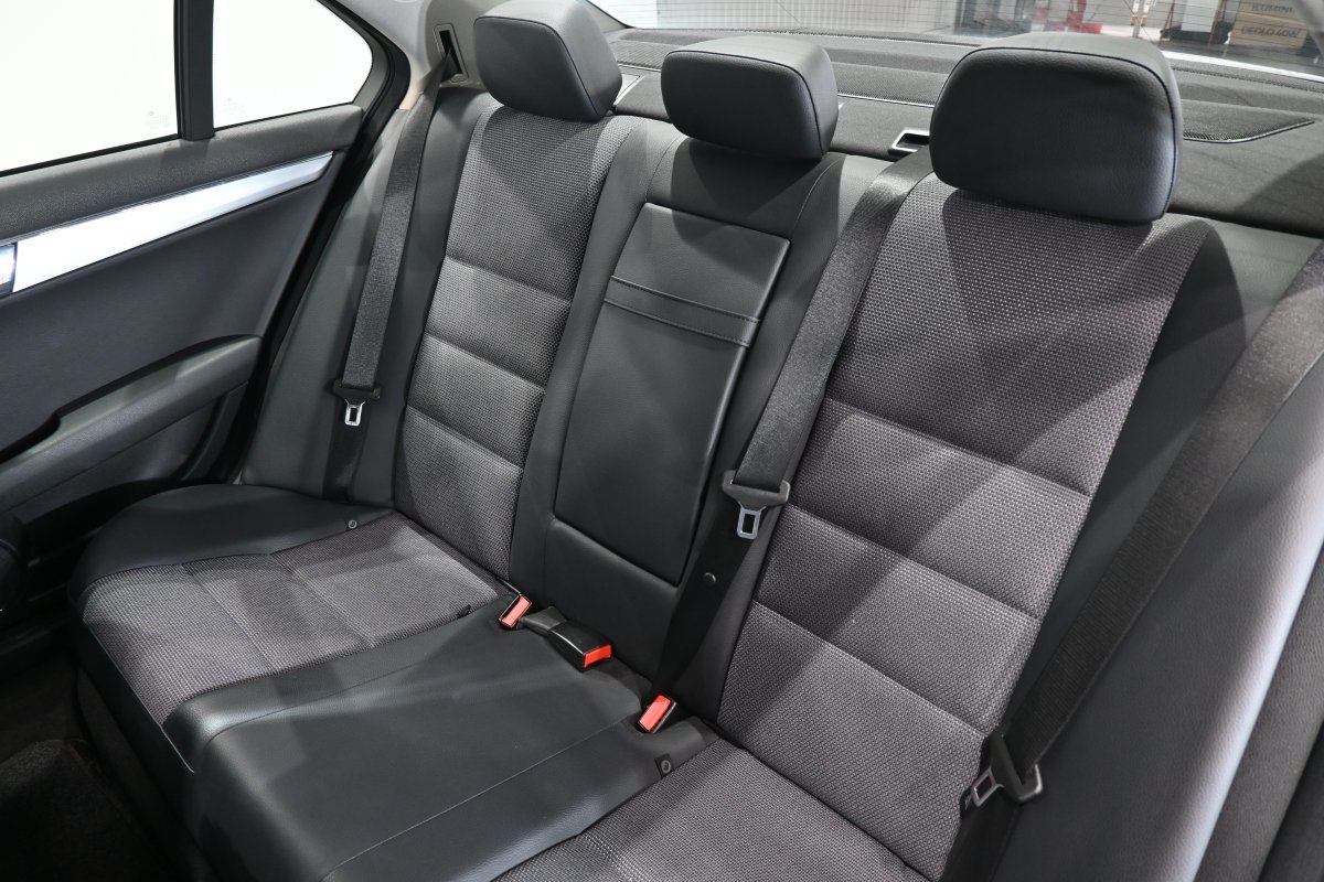 Foto Mercedes-Benz Clase C 12