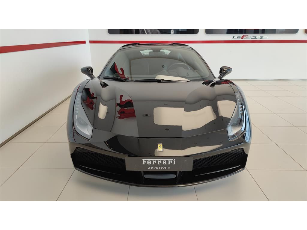 Foto Ferrari 488 6